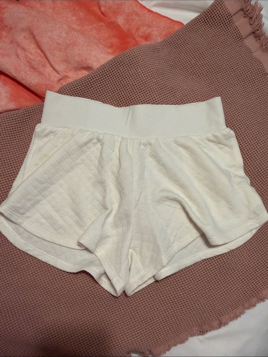 stars above Pants - stars above Cream Quilted Athletic Lounge Shorts